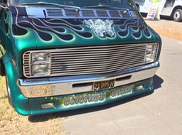 Dodge van Monte Carlo lights